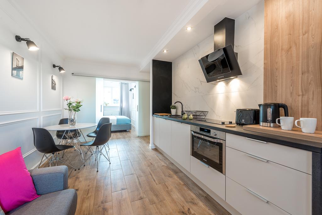 Poznanska P&O Apartments Варшава Екстер'єр фото